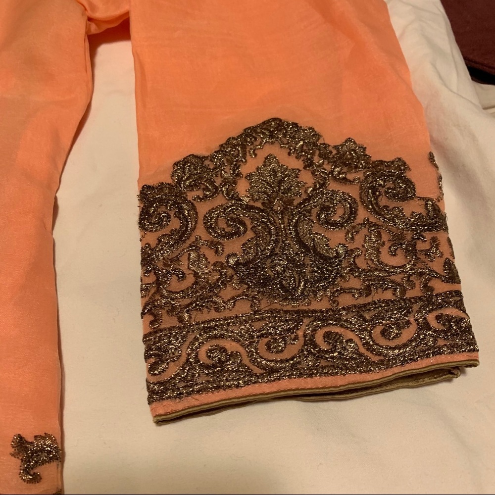 Pakistani/Indian Shalwar Kameez - image 3